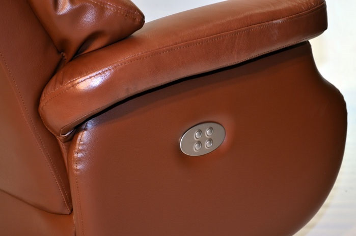 Кресло-реклайнер Recliner Relax Lux Electro кремовый